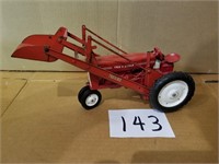 1/16 Tru Scale Tractor and Loader