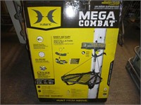 UNRESERVED MEAGA COMBAT TREESTAND