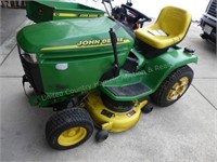 JD GT 235 lawn tractor w/ 42" deck