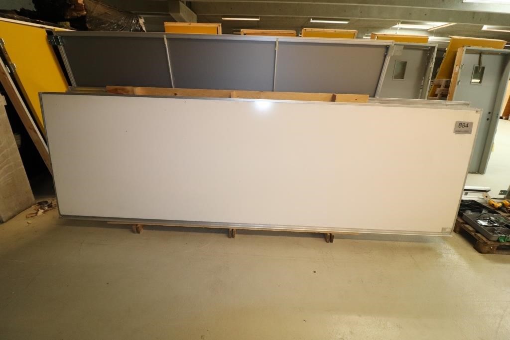 Sanctuary Forbrydelse Transformer Stor whiteboard tavle | Campen Auktioner A/S