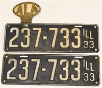 Set Of 1933 Illinois License Plates w/ Topper