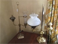 2 Brass table lamps