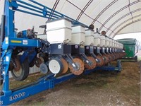 2009 Kinze 3600 Planter;