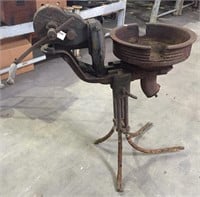 Early Champion Forge with Blower