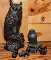 5 pcs set of owl and skunk cast iron decor.