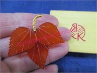 kaliningrad russian vint. amber leaf brooch in box