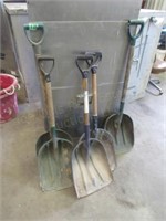 (5) Plastic Scoop Shovels