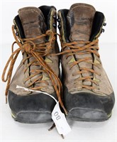 Kayland Event Vibram Mens Hiking Boots Brown