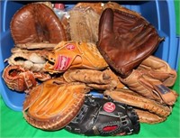LOT OF 27 USED VINTAGE BASEBALL GLOVES, MID TO