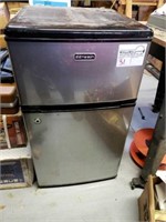 Emerson Mini Fridge