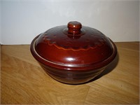 Har-Crest Stoneware Bean Pot
