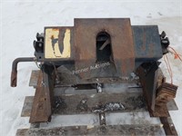 Fifth Wheel Hitch