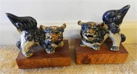 Pair of antique foo dog figurines 5” each