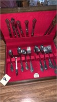 Lot of McGraw silver plated silverware eight