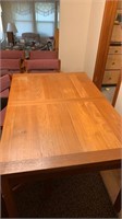 Beautiful oak table kitchen table with six chairs