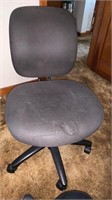 Computer desk chair in good condition five