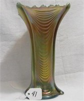 Nwood 7 1/2" AO Drapery vase. Super!