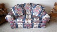 Floral love seat,