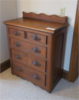 Victorian oak five-drawer chest