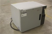 Baxter Commercial Incubator, Approx 24"x19"x19",