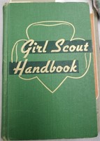 VTG GIRL SCOUTS HANDBOOK 1948