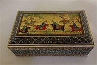 Inlaid decoration on wood box with lid,