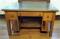 Stickley Style Mission Oak Desk, 2 drawers