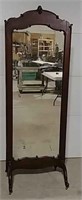 Free standing full length mirror