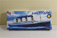 R.M.S. Titanic Hobby Model Kit Model # 1458,