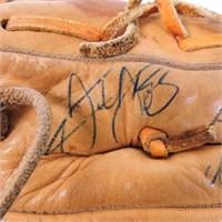 Signed Reggie Jackson model Baseball Glove