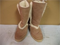 Size 9 Bear Paw Boots