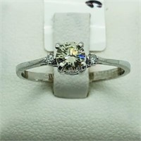 10KWhite Gold Diamond 2 Side Diamond Ring