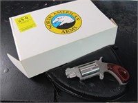 NORTH AM ARMS 22MAG DERRINGER MINT IN BOX