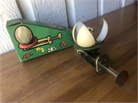 Tin egg & chicken toy boxed