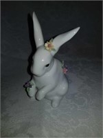 Sitting bunny with flowers Lladro figurine