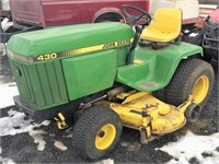 John Deere 430 Diesel Hydrostatic Lawn Tractor
