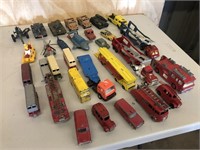 Approximately 30 x diecast cars