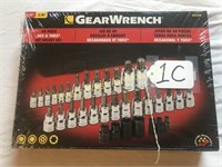 1C Gear Wrench 40 piece tool  set