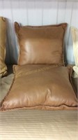 2 genuine leather decorative pillows