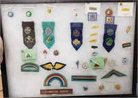 LARGE LOT OF PINS / RIBBONS / PATCHES