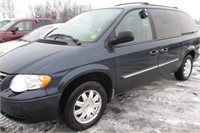 Used 2007 Chrysler Town And Country 2a8gp54l47r269