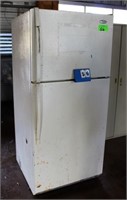 Whirlpool Refrigerator, Model ET8CHMXKT0