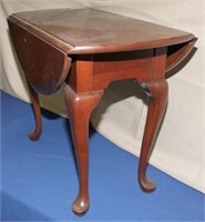 Cherry finish drop leaf end table