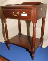 Virginia Galleries Mahogany 1 drawer stand, 21" w