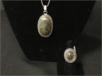 Labradorite Pendant Necklace with Chain & Ring