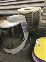 Air cleaner and humidifier
