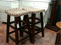 Pair of 2 wooden stool