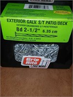 NIB Grip Rite 5lb Exterior Galvanized Patio