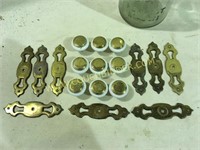 9 knobs porcelain/brass w/ back plates