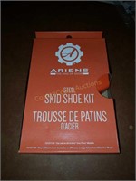 NIB Ariens Steel Skid Shoe Kit